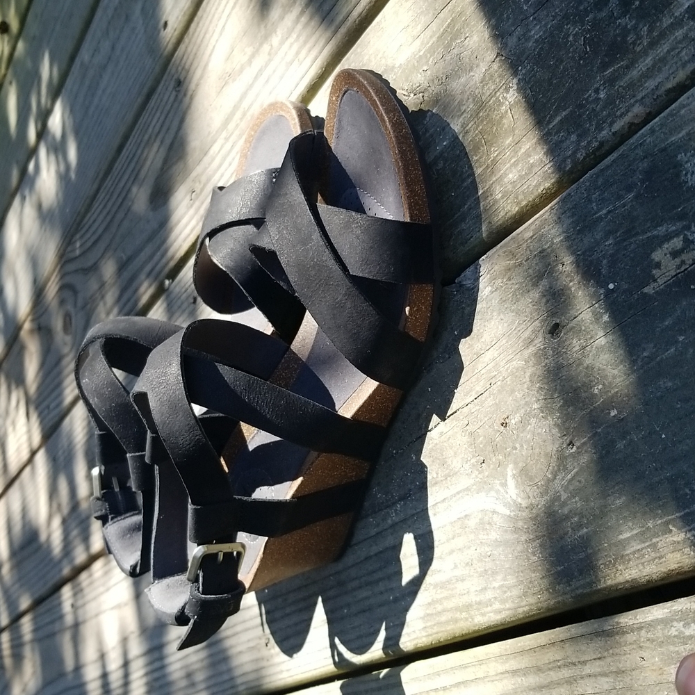 Teva Women's Mahonia Wedge Cross Strap